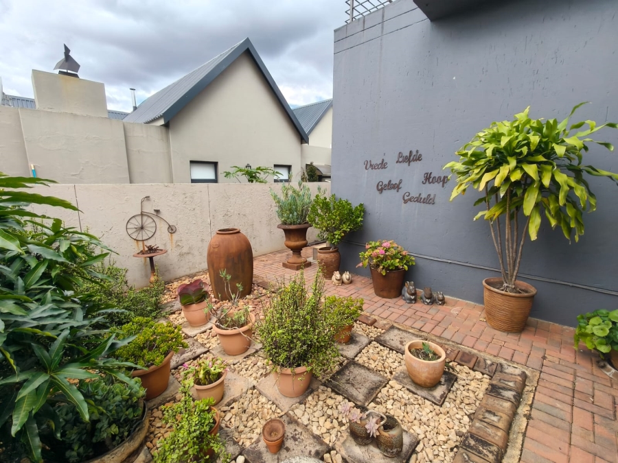4 Bedroom Property for Sale in Leloko Lifestyle Estate North West